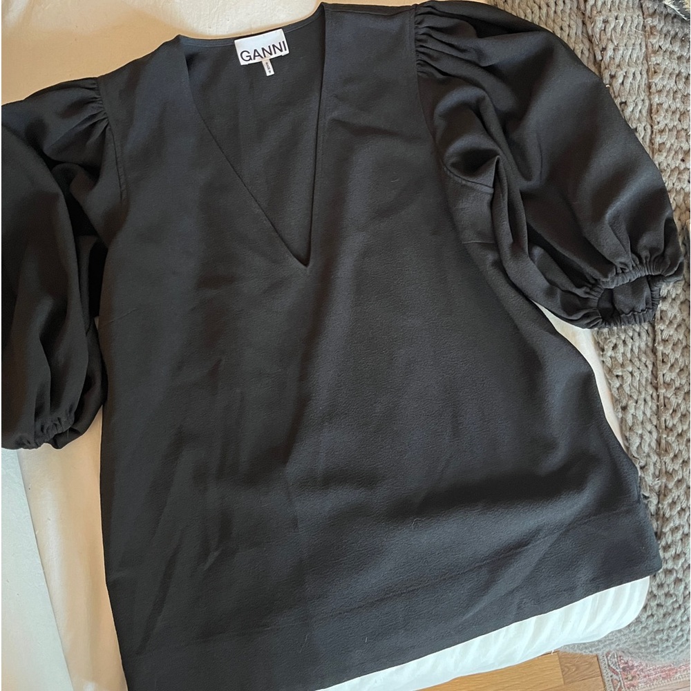 GANNI Puffer Sleeve Top